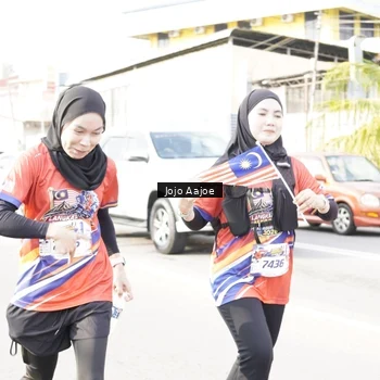 Runner Photo 6028113
