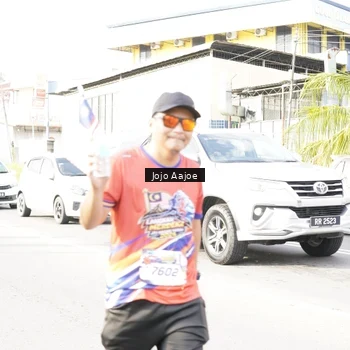 Runner Photo 6028118