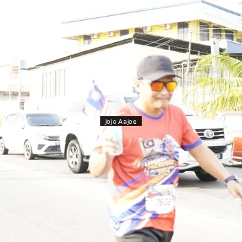 Runner Photo 6028122