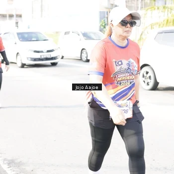 Runner Photo 6028127