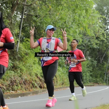 Runner Photo 6028130