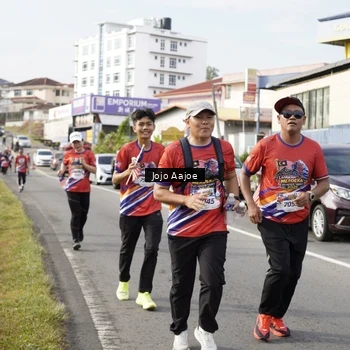 Runner Photo 6028160