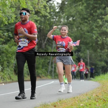 Runner Photo 6028192