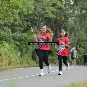 Runner Photo 6028230