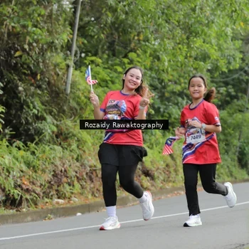 Runner Photo 6028234