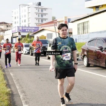 Runner Photo 6028239