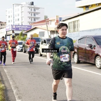 Runner Photo 6028241