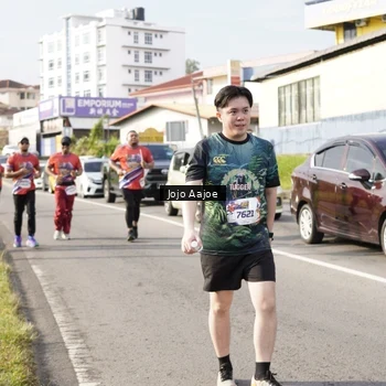 Runner Photo 6028242