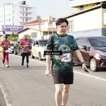 Runner Photo 6028244