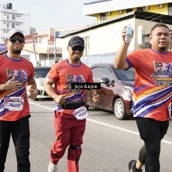 Runner Photo 6028262