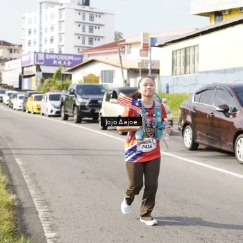 Runner Photo 6028292