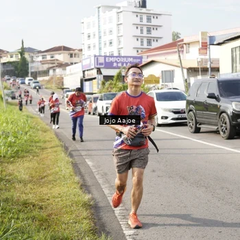 Runner Photo 6028343