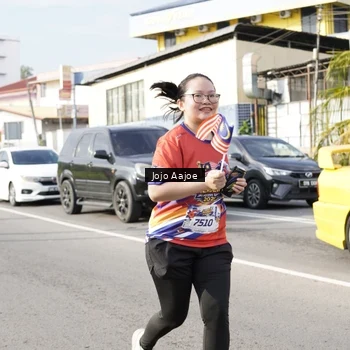 Runner Photo 6028431