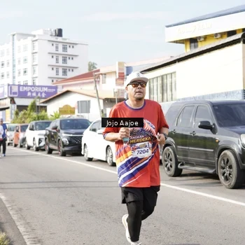 Runner Photo 6028497