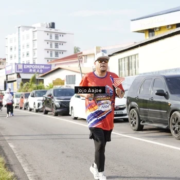 Runner Photo 6028500