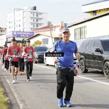 Runner Photo 6028525