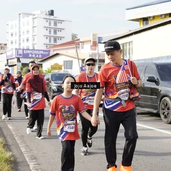 Runner Photo 6028537
