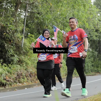 Runner Photo 6028579