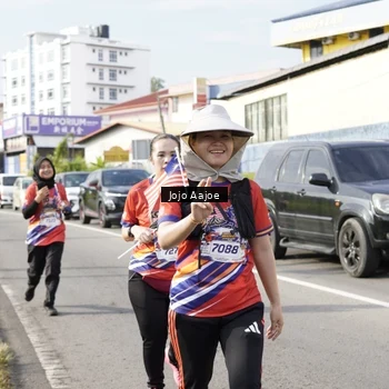 Runner Photo 6028598