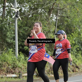 Runner Photo 6028643