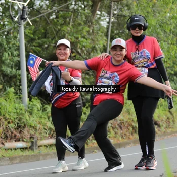 Runner Photo 6028671
