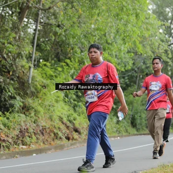 Runner Photo 6028686
