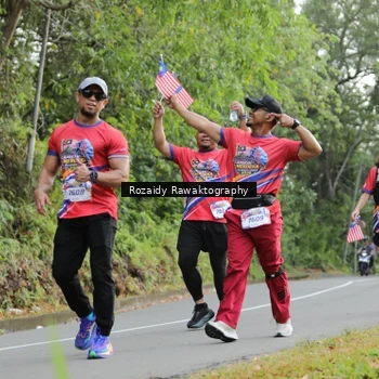 Runner Photo 6028689