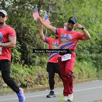 Runner Photo 6028692