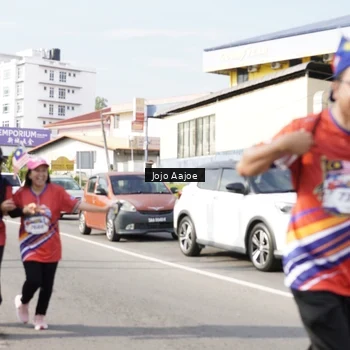 Runner Photo 6028699