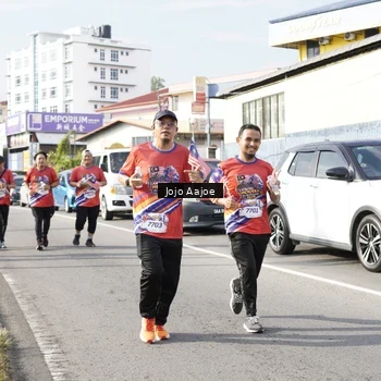 Runner Photo 6028739
