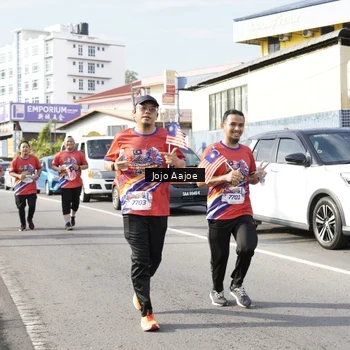 Runner Photo 6028744