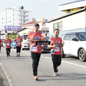 Runner Photo 6028747