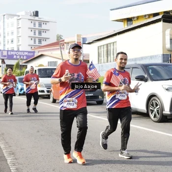 Runner Photo 6028750