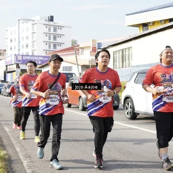 Runner Photo 6028752