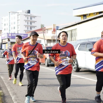 Runner Photo 6028756