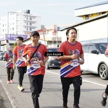 Runner Photo 6028759