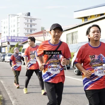 Runner Photo 6028762