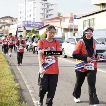 Runner Photo 6028897
