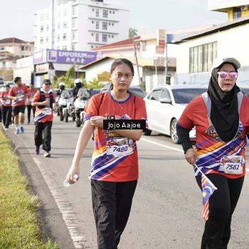 Runner Photo 6028902