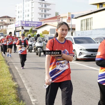 Runner Photo 6028912