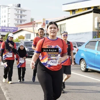 Runner Photo 6028944