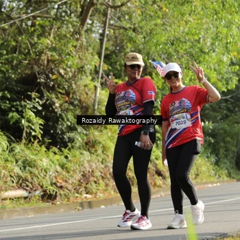 Runner Photo 6028997