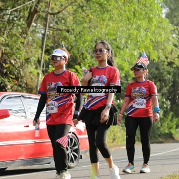 Runner Photo 6029144