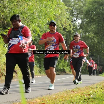Runner Photo 6029171