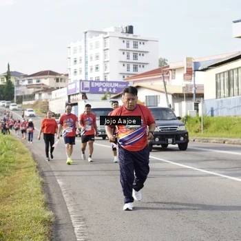 Runner Photo 6029240