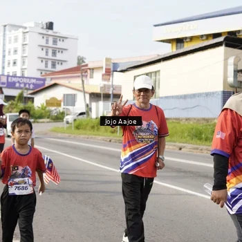 Runner Photo 6029340