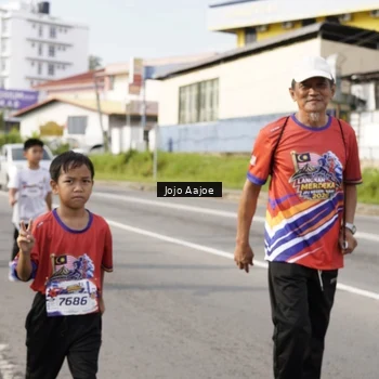 Runner Photo 6029348