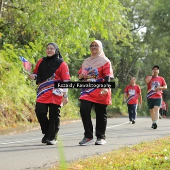 Runner Photo 6029381