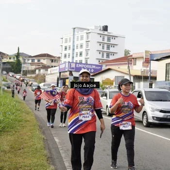 Runner Photo 6029574
