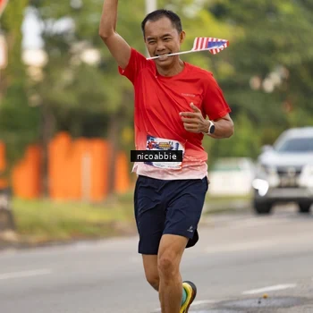 Runner Photo 6029647